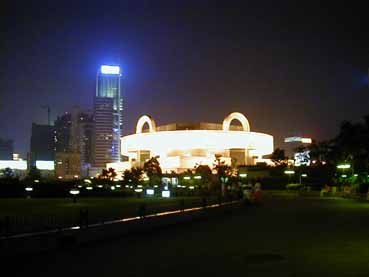 上海博物館の夜景