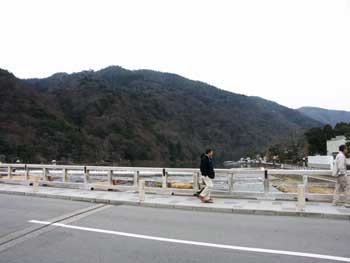 渡月橋から小倉山
